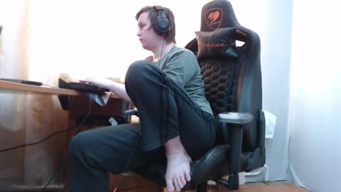 Snapshot of iliaskrisloveee chatting on March 6, 8:00 am lord online show from March 6, 8:00 am