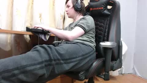 Snapshot of iliaskrisloveee chatting on March 8, 12:41 am lord online show from March 8, 12:41 am