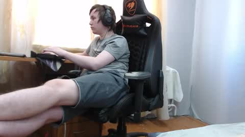 Snapshot of iliaskrisloveee chatting on March 10, 5:01 am lord online show from March 10, 5:01 am