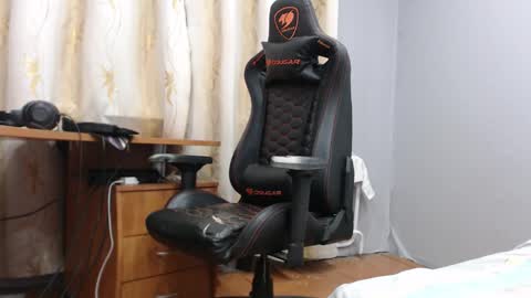 Snapshot of iliaskrisloveee chatting on March 19, 5:50 pm lord online show from March 19, 5:50 pm