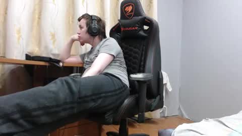 Snapshot of iliaskrisloveee chatting on March 20, 7:41 pm lord online show from March 20, 7:41 pm