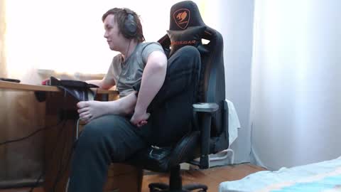 Snapshot of iliaskrisloveee chatting on March 21, 7:46 am lord online show from March 21, 7:46 am