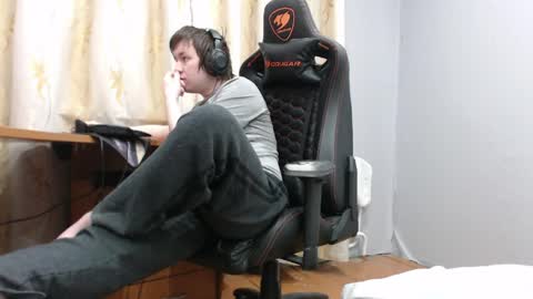 Snapshot of iliaskrisloveee chatting on March 22, 2:04 am lord online show from March 22, 2:04 am