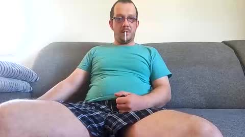 Snapshot of iliketofuckyou33 chatting on April 1, 12:28 pm iliketofuckyou33 online show from April 1, 12:28 pm