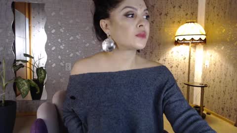Snapshot of iliveinparadise chatting on January 12, 3:25 pm Adelia online show from January 12, 3:25 pm