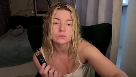 Jenny online show from April 26, 6:11 am