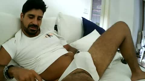 Snapshot of ilmangj90 chatting on July 11, 7:33 am ilmangj90 online show from July 11, 7:33 am