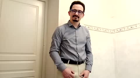 ilovecuteguy79 online show from March 25, 5:13 am