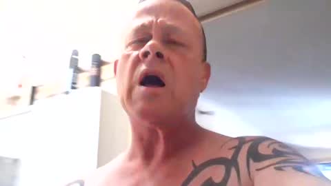 ilovewanking222 online show from December 7, 11:34 pm