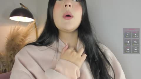 Snapshot of im_alejandra_ chatting on April 20, 5:10 am Aleja online show from April 20, 5:10 am