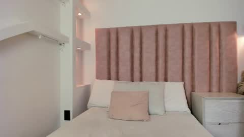 Snapshot of im_alejandra_ chatting on July 26, 9:00 pm Aleja online show from July 26, 9:00 pm