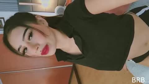 Snapshot of im_alesa chatting on November 12, 10:48 am im_alesa online show from November 12, 10:48 am