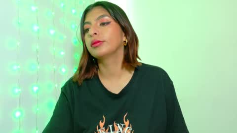 im_anna_ online show from October 6, 6:38 pm