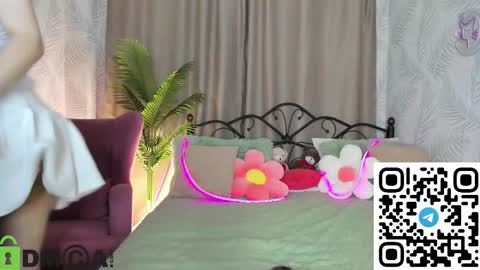 Lilly online show from February 11, 1:54 am