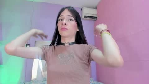 im_brittany_333 online show from May 25, 7:42 pm
