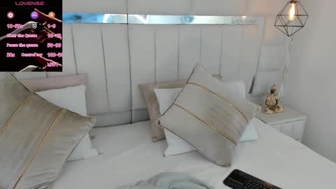 DAHLIA online show from January 11, 1:53 pm