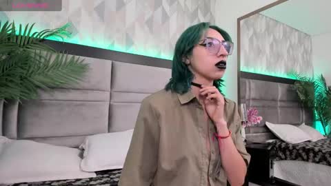 Snapshot of im_gaia chatting on January 15, 1:09 pm Im Gaia online show from January 15, 1:09 pm