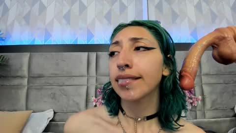 Snapshot of im_gaia chatting on January 23, 4:48 pm Im Gaia online show from January 23, 4:48 pm