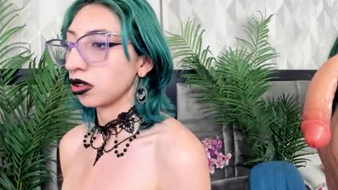 Snapshot of im_gaia chatting on February 7, 4:35 pm Im Gaia online show from February 7, 4:35 pm