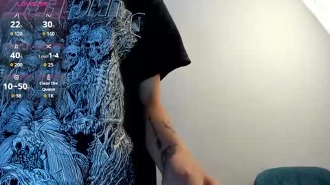 Snapshot of im_gaia chatting on February 23, 12:27 pm Im Gaia online show from February 23, 12:27 pm