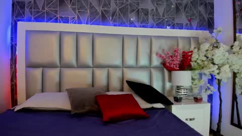 Snapshot of im_gaia chatting on February 27, 1:17 pm Im Gaia online show from February 27, 1:17 pm