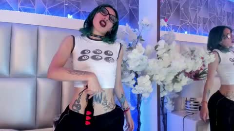 Snapshot of im_gaia chatting on March 12, 7:38 pm Im Gaia online show from March 12, 7:38 pm