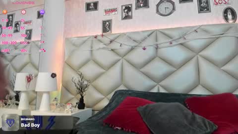 Snapshot of im_gaia chatting on October 28, 12:09 pm Im Gaia online show from October 28, 12:09 pm