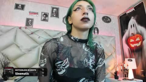 Snapshot of im_gaia chatting on November 3, 12:28 pm Im Gaia online show from November 3, 12:28 pm