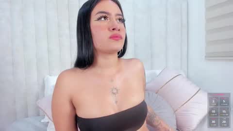 Snapshot of im_giselle_ chatting on October 30, 6:15 am Giselle online show from October 30, 6:15 am