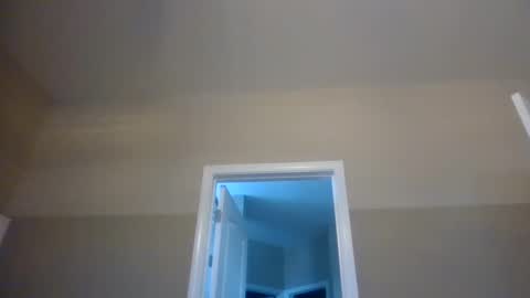 Snapshot of im_laa30z chatting on December 16, 1:27 pm weet exy Cougar online show from December 16, 1:27 pm