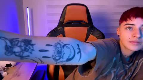 Snapshot of im_laia_ chatting on December 24, 11:11 pm Laia online show from December 24, 11:11 pm