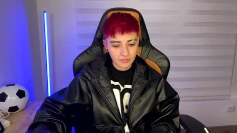 Snapshot of im_laia_ chatting on December 28, 5:23 am Laia online show from December 28, 5:23 am