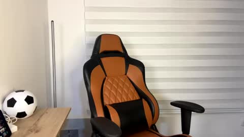 Snapshot of im_laia_ chatting on December 30, 5:26 am Laia online show from December 30, 5:26 am