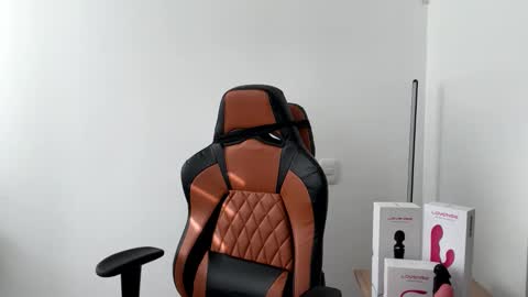 Snapshot of im_laia_ chatting on January 24, 9:15 pm Laia online show from January 24, 9:15 pm