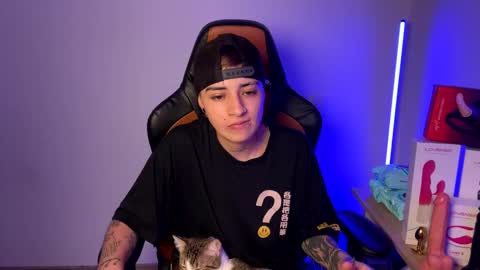 Snapshot of im_laia_ chatting on March 10, 8:15 am Laia online show from March 10, 8:15 am