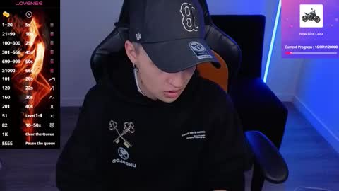 Snapshot of im_laia_ chatting on October 5, 9:45 pm Laia online show from October 5, 9:45 pm