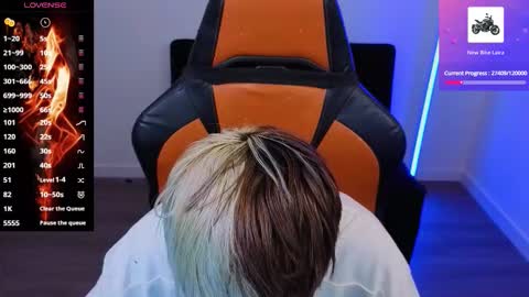 Snapshot of im_laia_ chatting on October 14, 1:50 am Laia online show from October 14, 1:50 am