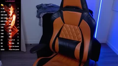 Snapshot of im_laia_ chatting on October 30, 4:36 am Laia online show from October 30, 4:36 am