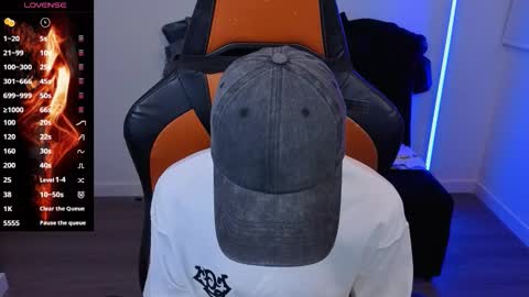 Snapshot of im_laia_ chatting on October 30, 11:49 pm Laia online show from October 30, 11:49 pm