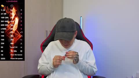 Laia online show from December 16, 2:05 am