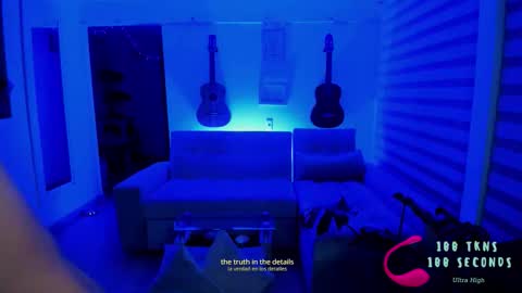 Snapshot of im_mariana chatting on November 22, 3:49 am im_mariana online show from November 22, 3:49 am