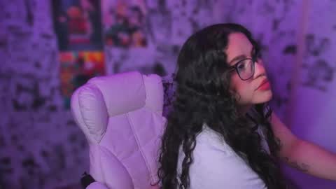 mei mei uwu online show from June 22, 3:19 am