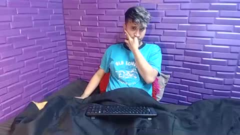 Snapshot of im_milan_rs chatting on January 19, 10:06 am im_milan_rs online show from January 19, 10:06 am