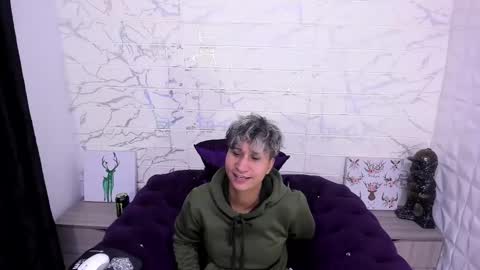 Snapshot of im_milan_rs chatting on January 21, 12:15 am im_milan_rs online show from January 21, 12:15 am