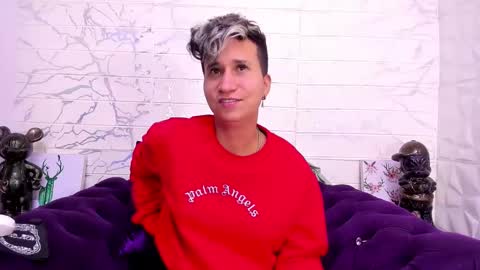 Snapshot of im_milan_rs chatting on February 1, 10:26 am im_milan_rs online show from February 1, 10:26 am