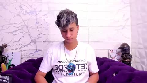 Snapshot of im_milan_rs chatting on February 3, 10:14 am im_milan_rs online show from February 3, 10:14 am