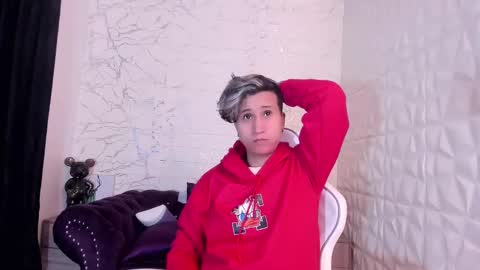 Snapshot of im_milan_rs chatting on March 9, 10:41 am im_milan_rs online show from March 9, 10:41 am