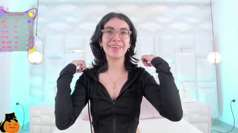 Moly  online show from October 12, 6:51 pm