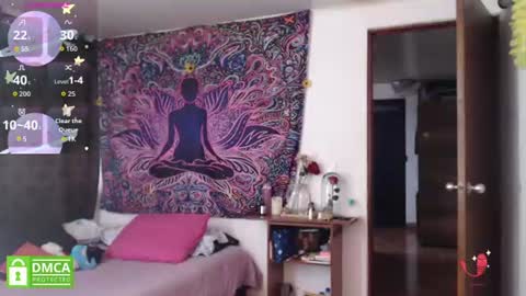 Cutie pie online show from June 25, 11:04 am