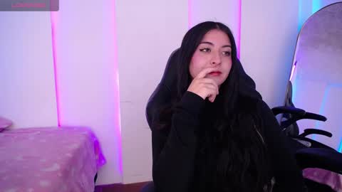 Jade Rosse online show from March 16, 7:40 pm